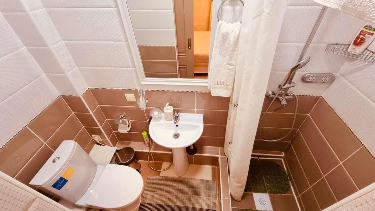 Altyn Aparthotel Astana Bagian luar foto